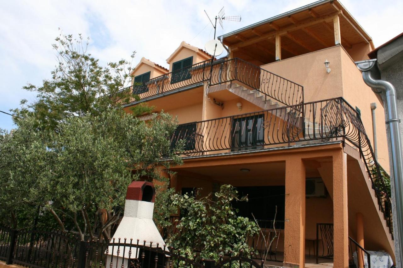 Apartments With A Parking Space Vodice - 6444 外观 照片