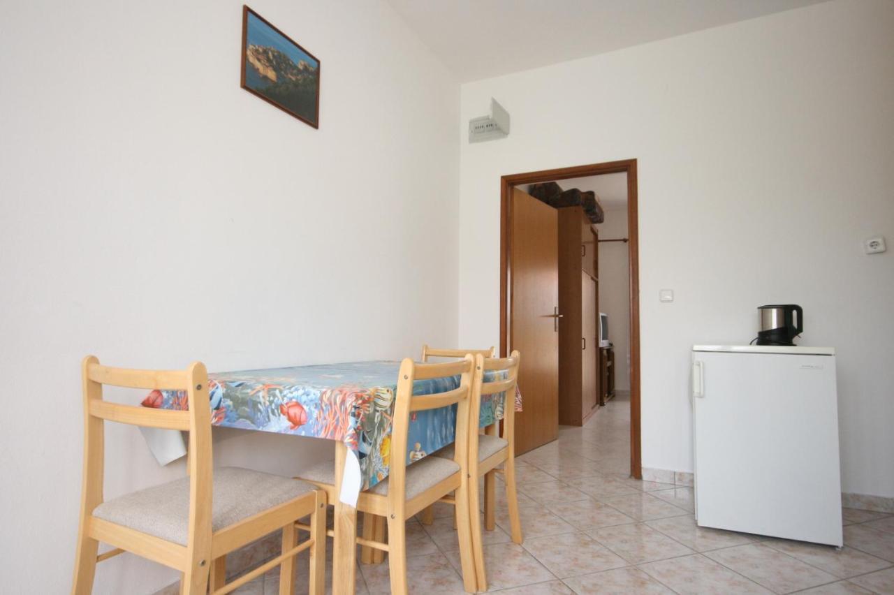 Apartments With A Parking Space Vodice - 6444 外观 照片