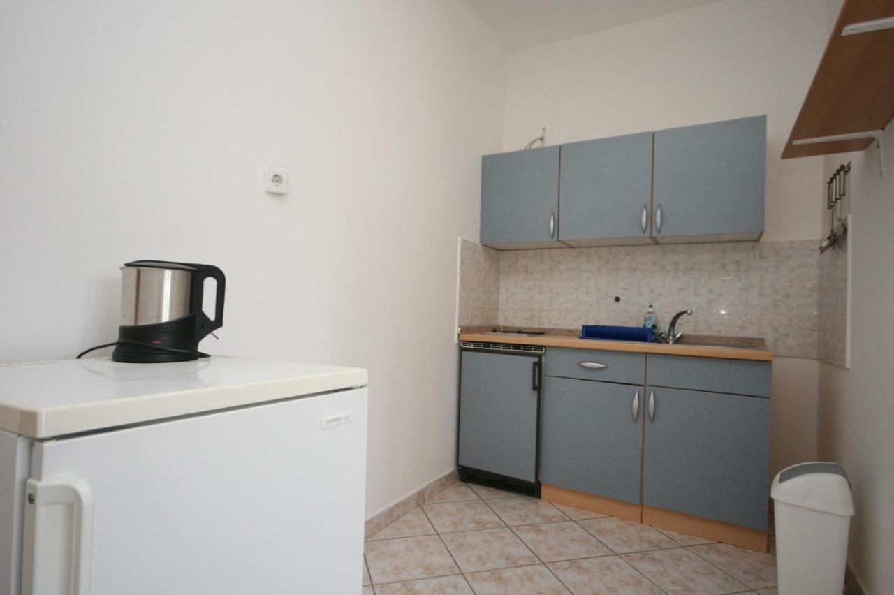 Apartments With A Parking Space Vodice - 6444 外观 照片